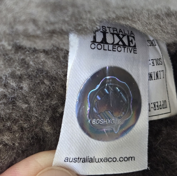 Australia Luxe Hatchet Short Boot Shearling Lining Size 9 in Brown - Picture 15 of 16